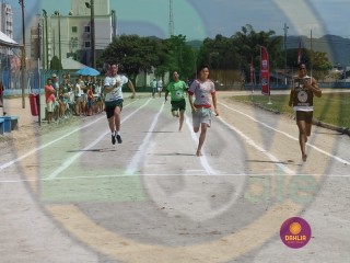 
<a style='margin-left: 5px;' class='btn btn-xs btn-social btn-facebook' href='https://www.facebook.com/sharer/sharer.php?u=https://ko-boladovale.web.getmuller.com.br/imgs/800-800-90/conteudo/fotos/1423/img0073.jpg' rel='popup' data-width='500' data-height='400'><i class='fa fa-facebook'></i>Compartilhar <span class='hidden-xs'>no Facebook</span>
</a> 
<a class='btn btn-default btn-xs' target='_blank' href='imgs/800-800-90/conteudo/fotos/1423/img0073.jpg'>
<span class='glyphicon glyphicon-cloud-download'></span> Salvar
</a> 
<span></span>