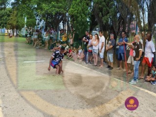 
<a style='margin-left: 5px;' class='btn btn-xs btn-social btn-facebook' href='https://www.facebook.com/sharer/sharer.php?u=https://ko-boladovale.web.getmuller.com.br/imgs/800-800-90/conteudo/fotos/1425/img3836.jpg' rel='popup' data-width='500' data-height='400'><i class='fa fa-facebook'></i>Compartilhar <span class='hidden-xs'>no Facebook</span>
</a> 
<a class='btn btn-default btn-xs' target='_blank' href='imgs/800-800-90/conteudo/fotos/1425/img3836.jpg'>
<span class='glyphicon glyphicon-cloud-download'></span> Salvar
</a> 
<span></span>