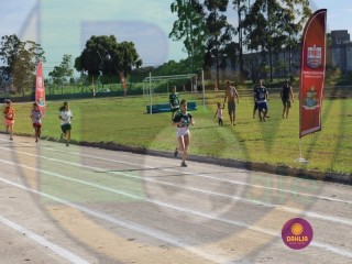 
<a style='margin-left: 5px;' class='btn btn-xs btn-social btn-facebook' href='https://www.facebook.com/sharer/sharer.php?u=https://ko-boladovale.web.getmuller.com.br/imgs/800-800-90/conteudo/fotos/1428/img6935.jpg' rel='popup' data-width='500' data-height='400'><i class='fa fa-facebook'></i>Compartilhar <span class='hidden-xs'>no Facebook</span>
</a> 
<a class='btn btn-default btn-xs' target='_blank' href='imgs/800-800-90/conteudo/fotos/1428/img6935.jpg'>
<span class='glyphicon glyphicon-cloud-download'></span> Salvar
</a> 
<span></span>