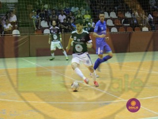 
<a style='margin-left: 5px;' class='btn btn-xs btn-social btn-facebook' href='https://www.facebook.com/sharer/sharer.php?u=https://ko-boladovale.web.getmuller.com.br/imgs/800-800-90/conteudo/fotos/1434/img7405.jpg' rel='popup' data-width='500' data-height='400'><i class='fa fa-facebook'></i>Compartilhar <span class='hidden-xs'>no Facebook</span>
</a> 
<a class='btn btn-default btn-xs' target='_blank' href='imgs/800-800-90/conteudo/fotos/1434/img7405.jpg'>
<span class='glyphicon glyphicon-cloud-download'></span> Salvar
</a> 
<span></span>