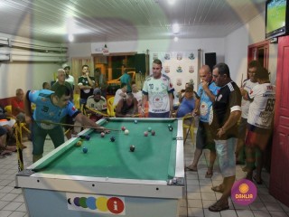 
<a style='margin-left: 5px;' class='btn btn-xs btn-social btn-facebook' href='https://www.facebook.com/sharer/sharer.php?u=https://ko-boladovale.web.getmuller.com.br/imgs/800-800-90/conteudo/fotos/1437/img7899.jpg' rel='popup' data-width='500' data-height='400'><i class='fa fa-facebook'></i>Compartilhar <span class='hidden-xs'>no Facebook</span>
</a> 
<a class='btn btn-default btn-xs' target='_blank' href='imgs/800-800-90/conteudo/fotos/1437/img7899.jpg'>
<span class='glyphicon glyphicon-cloud-download'></span> Salvar
</a> 
<span></span>