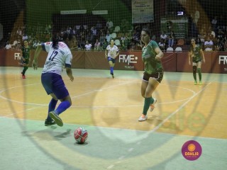 
<a style='margin-left: 5px;' class='btn btn-xs btn-social btn-facebook' href='https://www.facebook.com/sharer/sharer.php?u=https://ko-boladovale.web.getmuller.com.br/imgs/800-800-90/conteudo/fotos/1445/img8804.jpg' rel='popup' data-width='500' data-height='400'><i class='fa fa-facebook'></i>Compartilhar <span class='hidden-xs'>no Facebook</span>
</a> 
<a class='btn btn-default btn-xs' target='_blank' href='imgs/800-800-90/conteudo/fotos/1445/img8804.jpg'>
<span class='glyphicon glyphicon-cloud-download'></span> Salvar
</a> 
<span></span>