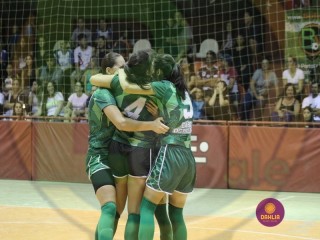 
<a style='margin-left: 5px;' class='btn btn-xs btn-social btn-facebook' href='https://www.facebook.com/sharer/sharer.php?u=https://ko-boladovale.web.getmuller.com.br/imgs/800-800-90/conteudo/fotos/1445/img8872.jpg' rel='popup' data-width='500' data-height='400'><i class='fa fa-facebook'></i>Compartilhar <span class='hidden-xs'>no Facebook</span>
</a> 
<a class='btn btn-default btn-xs' target='_blank' href='imgs/800-800-90/conteudo/fotos/1445/img8872.jpg'>
<span class='glyphicon glyphicon-cloud-download'></span> Salvar
</a> 
<span></span>