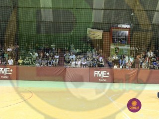 
<a style='margin-left: 5px;' class='btn btn-xs btn-social btn-facebook' href='https://www.facebook.com/sharer/sharer.php?u=https://ko-boladovale.web.getmuller.com.br/imgs/800-800-90/conteudo/fotos/1446/img8021.jpg' rel='popup' data-width='500' data-height='400'><i class='fa fa-facebook'></i>Compartilhar <span class='hidden-xs'>no Facebook</span>
</a> 
<a class='btn btn-default btn-xs' target='_blank' href='imgs/800-800-90/conteudo/fotos/1446/img8021.jpg'>
<span class='glyphicon glyphicon-cloud-download'></span> Salvar
</a> 
<span></span>