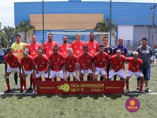 
<a style='margin-left: 5px;' class='btn btn-xs btn-social btn-facebook' href='https://www.facebook.com/sharer/sharer.php?u=https://ko-boladovale.web.getmuller.com.br/imgs/800-800-90/conteudo/fotos/1449/img0420.jpg' rel='popup' data-width='500' data-height='400'><i class='fa fa-facebook'></i>Compartilhar <span class='hidden-xs'>no Facebook</span>
</a> 
<a class='btn btn-default btn-xs' target='_blank' href='imgs/800-800-90/conteudo/fotos/1449/img0420.jpg'>
<span class='glyphicon glyphicon-cloud-download'></span> Salvar
</a> 
<span></span>