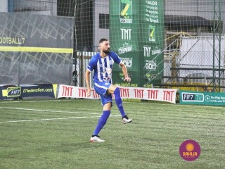 
<a style='margin-left: 5px;' class='btn btn-xs btn-social btn-facebook' href='https://www.facebook.com/sharer/sharer.php?u=https://ko-boladovale.web.getmuller.com.br/imgs/800-800-90/conteudo/fotos/1452/img1074.jpg' rel='popup' data-width='500' data-height='400'><i class='fa fa-facebook'></i>Compartilhar <span class='hidden-xs'>no Facebook</span>
</a> 
<a class='btn btn-default btn-xs' target='_blank' href='imgs/800-800-90/conteudo/fotos/1452/img1074.jpg'>
<span class='glyphicon glyphicon-cloud-download'></span> Salvar
</a> 
<span></span>