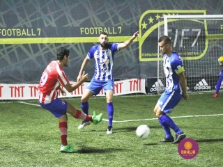 
<a style='margin-left: 5px;' class='btn btn-xs btn-social btn-facebook' href='https://www.facebook.com/sharer/sharer.php?u=https://ko-boladovale.web.getmuller.com.br/imgs/800-800-90/conteudo/fotos/1452/img1089.jpg' rel='popup' data-width='500' data-height='400'><i class='fa fa-facebook'></i>Compartilhar <span class='hidden-xs'>no Facebook</span>
</a> 
<a class='btn btn-default btn-xs' target='_blank' href='imgs/800-800-90/conteudo/fotos/1452/img1089.jpg'>
<span class='glyphicon glyphicon-cloud-download'></span> Salvar
</a> 
<span></span>