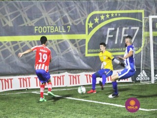 
<a style='margin-left: 5px;' class='btn btn-xs btn-social btn-facebook' href='https://www.facebook.com/sharer/sharer.php?u=https://ko-boladovale.web.getmuller.com.br/imgs/800-800-90/conteudo/fotos/1452/img1124.jpg' rel='popup' data-width='500' data-height='400'><i class='fa fa-facebook'></i>Compartilhar <span class='hidden-xs'>no Facebook</span>
</a> 
<a class='btn btn-default btn-xs' target='_blank' href='imgs/800-800-90/conteudo/fotos/1452/img1124.jpg'>
<span class='glyphicon glyphicon-cloud-download'></span> Salvar
</a> 
<span></span>