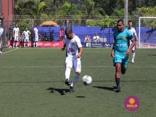 
<a style='margin-left: 5px;' class='btn btn-xs btn-social btn-facebook' href='https://www.facebook.com/sharer/sharer.php?u=https://ko-boladovale.web.getmuller.com.br/imgs/800-800-90/conteudo/fotos/1453/img1155.jpg' rel='popup' data-width='500' data-height='400'><i class='fa fa-facebook'></i>Compartilhar <span class='hidden-xs'>no Facebook</span>
</a> 
<a class='btn btn-default btn-xs' target='_blank' href='imgs/800-800-90/conteudo/fotos/1453/img1155.jpg'>
<span class='glyphicon glyphicon-cloud-download'></span> Salvar
</a> 
<span></span>