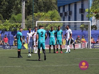 
<a style='margin-left: 5px;' class='btn btn-xs btn-social btn-facebook' href='https://www.facebook.com/sharer/sharer.php?u=https://ko-boladovale.web.getmuller.com.br/imgs/800-800-90/conteudo/fotos/1453/img1156.jpg' rel='popup' data-width='500' data-height='400'><i class='fa fa-facebook'></i>Compartilhar <span class='hidden-xs'>no Facebook</span>
</a> 
<a class='btn btn-default btn-xs' target='_blank' href='imgs/800-800-90/conteudo/fotos/1453/img1156.jpg'>
<span class='glyphicon glyphicon-cloud-download'></span> Salvar
</a> 
<span></span>