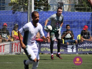 
<a style='margin-left: 5px;' class='btn btn-xs btn-social btn-facebook' href='https://www.facebook.com/sharer/sharer.php?u=https://ko-boladovale.web.getmuller.com.br/imgs/800-800-90/conteudo/fotos/1453/img1159.jpg' rel='popup' data-width='500' data-height='400'><i class='fa fa-facebook'></i>Compartilhar <span class='hidden-xs'>no Facebook</span>
</a> 
<a class='btn btn-default btn-xs' target='_blank' href='imgs/800-800-90/conteudo/fotos/1453/img1159.jpg'>
<span class='glyphicon glyphicon-cloud-download'></span> Salvar
</a> 
<span></span>