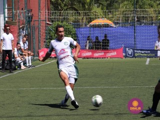 
<a style='margin-left: 5px;' class='btn btn-xs btn-social btn-facebook' href='https://www.facebook.com/sharer/sharer.php?u=https://ko-boladovale.web.getmuller.com.br/imgs/800-800-90/conteudo/fotos/1453/img1193.jpg' rel='popup' data-width='500' data-height='400'><i class='fa fa-facebook'></i>Compartilhar <span class='hidden-xs'>no Facebook</span>
</a> 
<a class='btn btn-default btn-xs' target='_blank' href='imgs/800-800-90/conteudo/fotos/1453/img1193.jpg'>
<span class='glyphicon glyphicon-cloud-download'></span> Salvar
</a> 
<span></span>