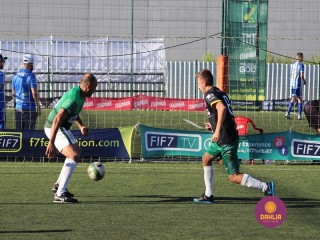 
<a style='margin-left: 5px;' class='btn btn-xs btn-social btn-facebook' href='https://www.facebook.com/sharer/sharer.php?u=https://ko-boladovale.web.getmuller.com.br/imgs/800-800-90/conteudo/fotos/1454/img1329.jpg' rel='popup' data-width='500' data-height='400'><i class='fa fa-facebook'></i>Compartilhar <span class='hidden-xs'>no Facebook</span>
</a> 
<a class='btn btn-default btn-xs' target='_blank' href='imgs/800-800-90/conteudo/fotos/1454/img1329.jpg'>
<span class='glyphicon glyphicon-cloud-download'></span> Salvar
</a> 
<span></span>