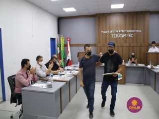 
<a style='margin-left: 5px;' class='btn btn-xs btn-social btn-facebook' href='https://www.facebook.com/sharer/sharer.php?u=https://ko-boladovale.web.getmuller.com.br/imgs/800-800-90/conteudo/fotos/1457/img1759.jpg' rel='popup' data-width='500' data-height='400'><i class='fa fa-facebook'></i>Compartilhar <span class='hidden-xs'>no Facebook</span>
</a> 
<a class='btn btn-default btn-xs' target='_blank' href='imgs/800-800-90/conteudo/fotos/1457/img1759.jpg'>
<span class='glyphicon glyphicon-cloud-download'></span> Salvar
</a> 
<span></span>