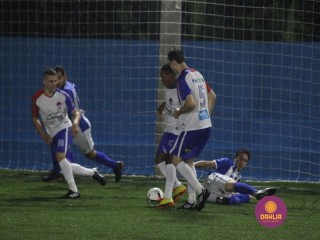 
<a style='margin-left: 5px;' class='btn btn-xs btn-social btn-facebook' href='https://www.facebook.com/sharer/sharer.php?u=https://ko-boladovale.web.getmuller.com.br/imgs/800-800-90/conteudo/fotos/1461/img5563.jpg' rel='popup' data-width='500' data-height='400'><i class='fa fa-facebook'></i>Compartilhar <span class='hidden-xs'>no Facebook</span>
</a> 
<a class='btn btn-default btn-xs' target='_blank' href='imgs/800-800-90/conteudo/fotos/1461/img5563.jpg'>
<span class='glyphicon glyphicon-cloud-download'></span> Salvar
</a> 
<span></span>