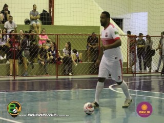 
<a style='margin-left: 5px;' class='btn btn-xs btn-social btn-facebook' href='https://www.facebook.com/sharer/sharer.php?u=https://ko-boladovale.web.getmuller.com.br/imgs/800-800-90/conteudo/fotos/1466/img1115.jpg' rel='popup' data-width='500' data-height='400'><i class='fa fa-facebook'></i>Compartilhar <span class='hidden-xs'>no Facebook</span>
</a> 
<a class='btn btn-default btn-xs' target='_blank' href='imgs/800-800-90/conteudo/fotos/1466/img1115.jpg'>
<span class='glyphicon glyphicon-cloud-download'></span> Salvar
</a> 
<span></span>