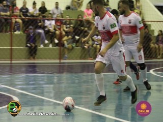 
<a style='margin-left: 5px;' class='btn btn-xs btn-social btn-facebook' href='https://www.facebook.com/sharer/sharer.php?u=https://ko-boladovale.web.getmuller.com.br/imgs/800-800-90/conteudo/fotos/1466/img1157.jpg' rel='popup' data-width='500' data-height='400'><i class='fa fa-facebook'></i>Compartilhar <span class='hidden-xs'>no Facebook</span>
</a> 
<a class='btn btn-default btn-xs' target='_blank' href='imgs/800-800-90/conteudo/fotos/1466/img1157.jpg'>
<span class='glyphicon glyphicon-cloud-download'></span> Salvar
</a> 
<span></span>