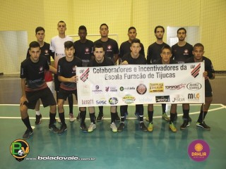 
<a style='margin-left: 5px;' class='btn btn-xs btn-social btn-facebook' href='https://www.facebook.com/sharer/sharer.php?u=https://ko-boladovale.web.getmuller.com.br/imgs/800-800-90/conteudo/fotos/1470/img1692.jpg' rel='popup' data-width='500' data-height='400'><i class='fa fa-facebook'></i>Compartilhar <span class='hidden-xs'>no Facebook</span>
</a> 
<a class='btn btn-default btn-xs' target='_blank' href='imgs/800-800-90/conteudo/fotos/1470/img1692.jpg'>
<span class='glyphicon glyphicon-cloud-download'></span> Salvar
</a> 
<span></span>