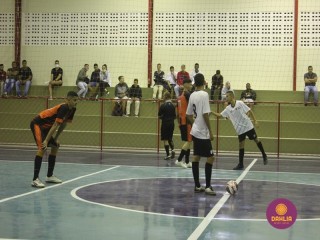 
<a style='margin-left: 5px;' class='btn btn-xs btn-social btn-facebook' href='https://www.facebook.com/sharer/sharer.php?u=https://ko-boladovale.web.getmuller.com.br/imgs/800-800-90/conteudo/fotos/1471/img8193.jpg' rel='popup' data-width='500' data-height='400'><i class='fa fa-facebook'></i>Compartilhar <span class='hidden-xs'>no Facebook</span>
</a> 
<a class='btn btn-default btn-xs' target='_blank' href='imgs/800-800-90/conteudo/fotos/1471/img8193.jpg'>
<span class='glyphicon glyphicon-cloud-download'></span> Salvar
</a> 
<span></span>