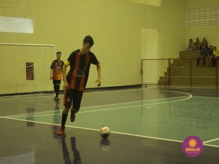 
<a style='margin-left: 5px;' class='btn btn-xs btn-social btn-facebook' href='https://www.facebook.com/sharer/sharer.php?u=https://ko-boladovale.web.getmuller.com.br/imgs/800-800-90/conteudo/fotos/1471/img8205.jpg' rel='popup' data-width='500' data-height='400'><i class='fa fa-facebook'></i>Compartilhar <span class='hidden-xs'>no Facebook</span>
</a> 
<a class='btn btn-default btn-xs' target='_blank' href='imgs/800-800-90/conteudo/fotos/1471/img8205.jpg'>
<span class='glyphicon glyphicon-cloud-download'></span> Salvar
</a> 
<span></span>