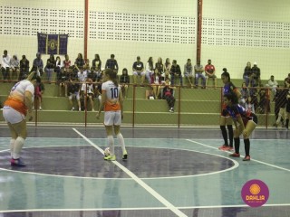 
<a style='margin-left: 5px;' class='btn btn-xs btn-social btn-facebook' href='https://www.facebook.com/sharer/sharer.php?u=https://ko-boladovale.web.getmuller.com.br/imgs/800-800-90/conteudo/fotos/1472/img8302.jpg' rel='popup' data-width='500' data-height='400'><i class='fa fa-facebook'></i>Compartilhar <span class='hidden-xs'>no Facebook</span>
</a> 
<a class='btn btn-default btn-xs' target='_blank' href='imgs/800-800-90/conteudo/fotos/1472/img8302.jpg'>
<span class='glyphicon glyphicon-cloud-download'></span> Salvar
</a> 
<span></span>