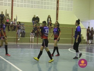 
<a style='margin-left: 5px;' class='btn btn-xs btn-social btn-facebook' href='https://www.facebook.com/sharer/sharer.php?u=https://ko-boladovale.web.getmuller.com.br/imgs/800-800-90/conteudo/fotos/1472/img8313.jpg' rel='popup' data-width='500' data-height='400'><i class='fa fa-facebook'></i>Compartilhar <span class='hidden-xs'>no Facebook</span>
</a> 
<a class='btn btn-default btn-xs' target='_blank' href='imgs/800-800-90/conteudo/fotos/1472/img8313.jpg'>
<span class='glyphicon glyphicon-cloud-download'></span> Salvar
</a> 
<span></span>