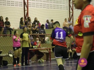 
<a style='margin-left: 5px;' class='btn btn-xs btn-social btn-facebook' href='https://www.facebook.com/sharer/sharer.php?u=https://ko-boladovale.web.getmuller.com.br/imgs/800-800-90/conteudo/fotos/1476/img2227.jpg' rel='popup' data-width='500' data-height='400'><i class='fa fa-facebook'></i>Compartilhar <span class='hidden-xs'>no Facebook</span>
</a> 
<a class='btn btn-default btn-xs' target='_blank' href='imgs/800-800-90/conteudo/fotos/1476/img2227.jpg'>
<span class='glyphicon glyphicon-cloud-download'></span> Salvar
</a> 
<span></span>