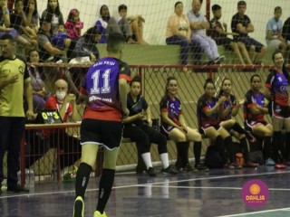 
<a style='margin-left: 5px;' class='btn btn-xs btn-social btn-facebook' href='https://www.facebook.com/sharer/sharer.php?u=https://ko-boladovale.web.getmuller.com.br/imgs/800-800-90/conteudo/fotos/1476/img2228.jpg' rel='popup' data-width='500' data-height='400'><i class='fa fa-facebook'></i>Compartilhar <span class='hidden-xs'>no Facebook</span>
</a> 
<a class='btn btn-default btn-xs' target='_blank' href='imgs/800-800-90/conteudo/fotos/1476/img2228.jpg'>
<span class='glyphicon glyphicon-cloud-download'></span> Salvar
</a> 
<span></span>