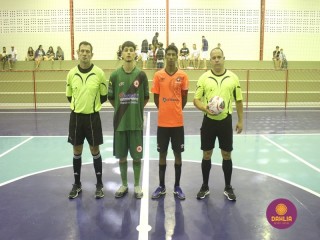 
<a style='margin-left: 5px;' class='btn btn-xs btn-social btn-facebook' href='https://www.facebook.com/sharer/sharer.php?u=https://ko-boladovale.web.getmuller.com.br/imgs/800-800-90/conteudo/fotos/1484/img8422.jpg' rel='popup' data-width='500' data-height='400'><i class='fa fa-facebook'></i>Compartilhar <span class='hidden-xs'>no Facebook</span>
</a> 
<a class='btn btn-default btn-xs' target='_blank' href='imgs/800-800-90/conteudo/fotos/1484/img8422.jpg'>
<span class='glyphicon glyphicon-cloud-download'></span> Salvar
</a> 
<span></span>