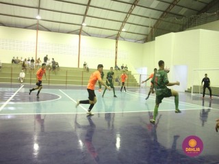 
<a style='margin-left: 5px;' class='btn btn-xs btn-social btn-facebook' href='https://www.facebook.com/sharer/sharer.php?u=https://ko-boladovale.web.getmuller.com.br/imgs/800-800-90/conteudo/fotos/1484/img8429.jpg' rel='popup' data-width='500' data-height='400'><i class='fa fa-facebook'></i>Compartilhar <span class='hidden-xs'>no Facebook</span>
</a> 
<a class='btn btn-default btn-xs' target='_blank' href='imgs/800-800-90/conteudo/fotos/1484/img8429.jpg'>
<span class='glyphicon glyphicon-cloud-download'></span> Salvar
</a> 
<span></span>