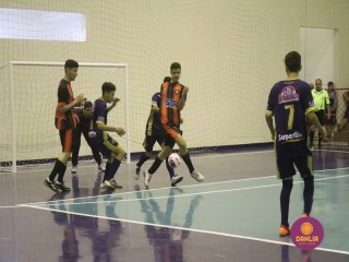 
<a style='margin-left: 5px;' class='btn btn-xs btn-social btn-facebook' href='https://www.facebook.com/sharer/sharer.php?u=https://ko-boladovale.web.getmuller.com.br/imgs/800-800-90/conteudo/fotos/1486/img8511.jpg' rel='popup' data-width='500' data-height='400'><i class='fa fa-facebook'></i>Compartilhar <span class='hidden-xs'>no Facebook</span>
</a> 
<a class='btn btn-default btn-xs' target='_blank' href='imgs/800-800-90/conteudo/fotos/1486/img8511.jpg'>
<span class='glyphicon glyphicon-cloud-download'></span> Salvar
</a> 
<span></span>