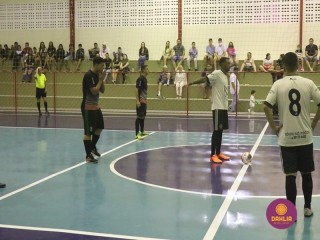 
<a style='margin-left: 5px;' class='btn btn-xs btn-social btn-facebook' href='https://www.facebook.com/sharer/sharer.php?u=https://ko-boladovale.web.getmuller.com.br/imgs/800-800-90/conteudo/fotos/1487/img8611.jpg' rel='popup' data-width='500' data-height='400'><i class='fa fa-facebook'></i>Compartilhar <span class='hidden-xs'>no Facebook</span>
</a> 
<a class='btn btn-default btn-xs' target='_blank' href='imgs/800-800-90/conteudo/fotos/1487/img8611.jpg'>
<span class='glyphicon glyphicon-cloud-download'></span> Salvar
</a> 
<span></span>