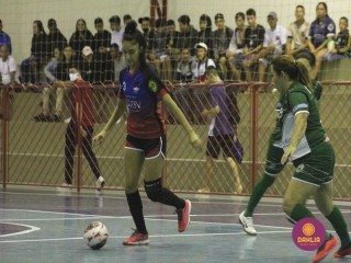 
<a style='margin-left: 5px;' class='btn btn-xs btn-social btn-facebook' href='https://www.facebook.com/sharer/sharer.php?u=https://ko-boladovale.web.getmuller.com.br/imgs/800-800-90/conteudo/fotos/1492/img8506.jpg' rel='popup' data-width='500' data-height='400'><i class='fa fa-facebook'></i>Compartilhar <span class='hidden-xs'>no Facebook</span>
</a> 
<a class='btn btn-default btn-xs' target='_blank' href='imgs/800-800-90/conteudo/fotos/1492/img8506.jpg'>
<span class='glyphicon glyphicon-cloud-download'></span> Salvar
</a> 
<span></span>