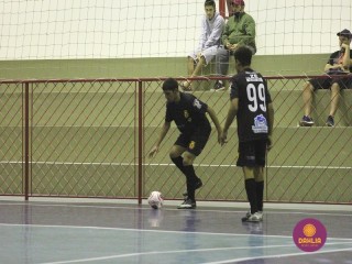 
<a style='margin-left: 5px;' class='btn btn-xs btn-social btn-facebook' href='https://www.facebook.com/sharer/sharer.php?u=https://ko-boladovale.web.getmuller.com.br/imgs/800-800-90/conteudo/fotos/1493/img8542.jpg' rel='popup' data-width='500' data-height='400'><i class='fa fa-facebook'></i>Compartilhar <span class='hidden-xs'>no Facebook</span>
</a> 
<a class='btn btn-default btn-xs' target='_blank' href='imgs/800-800-90/conteudo/fotos/1493/img8542.jpg'>
<span class='glyphicon glyphicon-cloud-download'></span> Salvar
</a> 
<span></span>