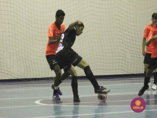 
<a style='margin-left: 5px;' class='btn btn-xs btn-social btn-facebook' href='https://www.facebook.com/sharer/sharer.php?u=https://ko-boladovale.web.getmuller.com.br/imgs/800-800-90/conteudo/fotos/1493/img8544.jpg' rel='popup' data-width='500' data-height='400'><i class='fa fa-facebook'></i>Compartilhar <span class='hidden-xs'>no Facebook</span>
</a> 
<a class='btn btn-default btn-xs' target='_blank' href='imgs/800-800-90/conteudo/fotos/1493/img8544.jpg'>
<span class='glyphicon glyphicon-cloud-download'></span> Salvar
</a> 
<span></span>