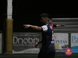 
<a style='margin-left: 5px;' class='btn btn-xs btn-social btn-facebook' href='https://www.facebook.com/sharer/sharer.php?u=https://ko-boladovale.web.getmuller.com.br/imgs/800-800-90/conteudo/fotos/1496/img9339.jpg' rel='popup' data-width='500' data-height='400'><i class='fa fa-facebook'></i>Compartilhar <span class='hidden-xs'>no Facebook</span>
</a> 
<a class='btn btn-default btn-xs' target='_blank' href='imgs/800-800-90/conteudo/fotos/1496/img9339.jpg'>
<span class='glyphicon glyphicon-cloud-download'></span> Salvar
</a> 
<span></span>