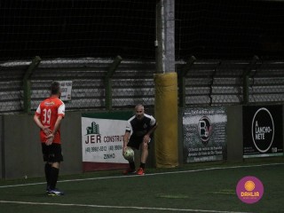 
<a style='margin-left: 5px;' class='btn btn-xs btn-social btn-facebook' href='https://www.facebook.com/sharer/sharer.php?u=https://ko-boladovale.web.getmuller.com.br/imgs/800-800-90/conteudo/fotos/1496/img9342.jpg' rel='popup' data-width='500' data-height='400'><i class='fa fa-facebook'></i>Compartilhar <span class='hidden-xs'>no Facebook</span>
</a> 
<a class='btn btn-default btn-xs' target='_blank' href='imgs/800-800-90/conteudo/fotos/1496/img9342.jpg'>
<span class='glyphicon glyphicon-cloud-download'></span> Salvar
</a> 
<span></span>