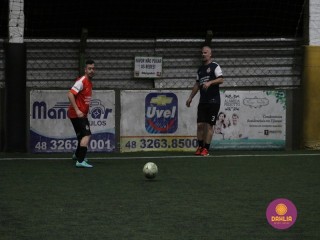 
<a style='margin-left: 5px;' class='btn btn-xs btn-social btn-facebook' href='https://www.facebook.com/sharer/sharer.php?u=https://ko-boladovale.web.getmuller.com.br/imgs/800-800-90/conteudo/fotos/1496/img9347.jpg' rel='popup' data-width='500' data-height='400'><i class='fa fa-facebook'></i>Compartilhar <span class='hidden-xs'>no Facebook</span>
</a> 
<a class='btn btn-default btn-xs' target='_blank' href='imgs/800-800-90/conteudo/fotos/1496/img9347.jpg'>
<span class='glyphicon glyphicon-cloud-download'></span> Salvar
</a> 
<span></span>