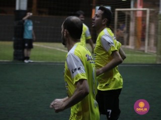 
<a style='margin-left: 5px;' class='btn btn-xs btn-social btn-facebook' href='https://www.facebook.com/sharer/sharer.php?u=https://ko-boladovale.web.getmuller.com.br/imgs/800-800-90/conteudo/fotos/1497/img9410.jpg' rel='popup' data-width='500' data-height='400'><i class='fa fa-facebook'></i>Compartilhar <span class='hidden-xs'>no Facebook</span>
</a> 
<a class='btn btn-default btn-xs' target='_blank' href='imgs/800-800-90/conteudo/fotos/1497/img9410.jpg'>
<span class='glyphicon glyphicon-cloud-download'></span> Salvar
</a> 
<span></span>