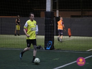 
<a style='margin-left: 5px;' class='btn btn-xs btn-social btn-facebook' href='https://www.facebook.com/sharer/sharer.php?u=https://ko-boladovale.web.getmuller.com.br/imgs/800-800-90/conteudo/fotos/1497/img9414.jpg' rel='popup' data-width='500' data-height='400'><i class='fa fa-facebook'></i>Compartilhar <span class='hidden-xs'>no Facebook</span>
</a> 
<a class='btn btn-default btn-xs' target='_blank' href='imgs/800-800-90/conteudo/fotos/1497/img9414.jpg'>
<span class='glyphicon glyphicon-cloud-download'></span> Salvar
</a> 
<span></span>