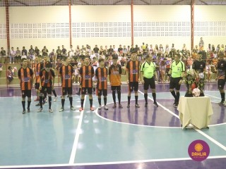 
<a style='margin-left: 5px;' class='btn btn-xs btn-social btn-facebook' href='https://www.facebook.com/sharer/sharer.php?u=https://ko-boladovale.web.getmuller.com.br/imgs/800-800-90/conteudo/fotos/1500/img9731.jpg' rel='popup' data-width='500' data-height='400'><i class='fa fa-facebook'></i>Compartilhar <span class='hidden-xs'>no Facebook</span>
</a> 
<a class='btn btn-default btn-xs' target='_blank' href='imgs/800-800-90/conteudo/fotos/1500/img9731.jpg'>
<span class='glyphicon glyphicon-cloud-download'></span> Salvar
</a> 
<span></span>