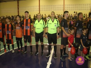 
<a style='margin-left: 5px;' class='btn btn-xs btn-social btn-facebook' href='https://www.facebook.com/sharer/sharer.php?u=https://ko-boladovale.web.getmuller.com.br/imgs/800-800-90/conteudo/fotos/1500/img9749.jpg' rel='popup' data-width='500' data-height='400'><i class='fa fa-facebook'></i>Compartilhar <span class='hidden-xs'>no Facebook</span>
</a> 
<a class='btn btn-default btn-xs' target='_blank' href='imgs/800-800-90/conteudo/fotos/1500/img9749.jpg'>
<span class='glyphicon glyphicon-cloud-download'></span> Salvar
</a> 
<span></span>