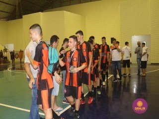 
<a style='margin-left: 5px;' class='btn btn-xs btn-social btn-facebook' href='https://www.facebook.com/sharer/sharer.php?u=https://ko-boladovale.web.getmuller.com.br/imgs/800-800-90/conteudo/fotos/1501/img9921.jpg' rel='popup' data-width='500' data-height='400'><i class='fa fa-facebook'></i>Compartilhar <span class='hidden-xs'>no Facebook</span>
</a> 
<a class='btn btn-default btn-xs' target='_blank' href='imgs/800-800-90/conteudo/fotos/1501/img9921.jpg'>
<span class='glyphicon glyphicon-cloud-download'></span> Salvar
</a> 
<span></span>