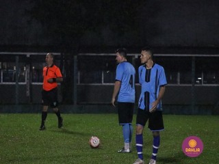 
<a style='margin-left: 5px;' class='btn btn-xs btn-social btn-facebook' href='https://www.facebook.com/sharer/sharer.php?u=https://ko-boladovale.web.getmuller.com.br/imgs/800-800-90/conteudo/fotos/1505/img1374.jpg' rel='popup' data-width='500' data-height='400'><i class='fa fa-facebook'></i>Compartilhar <span class='hidden-xs'>no Facebook</span>
</a> 
<a class='btn btn-default btn-xs' target='_blank' href='imgs/800-800-90/conteudo/fotos/1505/img1374.jpg'>
<span class='glyphicon glyphicon-cloud-download'></span> Salvar
</a> 
<span></span>