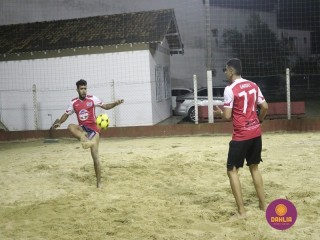 
<a style='margin-left: 5px;' class='btn btn-xs btn-social btn-facebook' href='https://www.facebook.com/sharer/sharer.php?u=https://ko-boladovale.web.getmuller.com.br/imgs/800-800-90/conteudo/fotos/1509/img1840.jpg' rel='popup' data-width='500' data-height='400'><i class='fa fa-facebook'></i>Compartilhar <span class='hidden-xs'>no Facebook</span>
</a> 
<a class='btn btn-default btn-xs' target='_blank' href='imgs/800-800-90/conteudo/fotos/1509/img1840.jpg'>
<span class='glyphicon glyphicon-cloud-download'></span> Salvar
</a> 
<span></span>