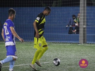 
<a style='margin-left: 5px;' class='btn btn-xs btn-social btn-facebook' href='https://www.facebook.com/sharer/sharer.php?u=https://ko-boladovale.web.getmuller.com.br/imgs/800-800-90/conteudo/fotos/1511/img2137.jpg' rel='popup' data-width='500' data-height='400'><i class='fa fa-facebook'></i>Compartilhar <span class='hidden-xs'>no Facebook</span>
</a> 
<a class='btn btn-default btn-xs' target='_blank' href='imgs/800-800-90/conteudo/fotos/1511/img2137.jpg'>
<span class='glyphicon glyphicon-cloud-download'></span> Salvar
</a> 
<span></span>