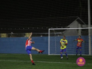 
<a style='margin-left: 5px;' class='btn btn-xs btn-social btn-facebook' href='https://www.facebook.com/sharer/sharer.php?u=https://ko-boladovale.web.getmuller.com.br/imgs/800-800-90/conteudo/fotos/1512/img2196.jpg' rel='popup' data-width='500' data-height='400'><i class='fa fa-facebook'></i>Compartilhar <span class='hidden-xs'>no Facebook</span>
</a> 
<a class='btn btn-default btn-xs' target='_blank' href='imgs/800-800-90/conteudo/fotos/1512/img2196.jpg'>
<span class='glyphicon glyphicon-cloud-download'></span> Salvar
</a> 
<span></span>