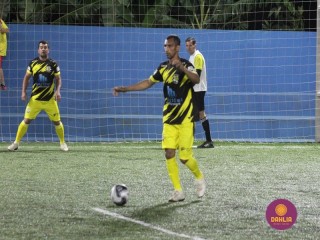 
<a style='margin-left: 5px;' class='btn btn-xs btn-social btn-facebook' href='https://www.facebook.com/sharer/sharer.php?u=https://ko-boladovale.web.getmuller.com.br/imgs/800-800-90/conteudo/fotos/1516/img8721.jpg' rel='popup' data-width='500' data-height='400'><i class='fa fa-facebook'></i>Compartilhar <span class='hidden-xs'>no Facebook</span>
</a> 
<a class='btn btn-default btn-xs' target='_blank' href='imgs/800-800-90/conteudo/fotos/1516/img8721.jpg'>
<span class='glyphicon glyphicon-cloud-download'></span> Salvar
</a> 
<span></span>