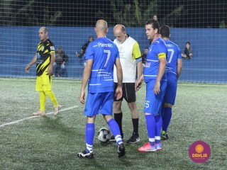 
<a style='margin-left: 5px;' class='btn btn-xs btn-social btn-facebook' href='https://www.facebook.com/sharer/sharer.php?u=https://ko-boladovale.web.getmuller.com.br/imgs/800-800-90/conteudo/fotos/1516/img8737.jpg' rel='popup' data-width='500' data-height='400'><i class='fa fa-facebook'></i>Compartilhar <span class='hidden-xs'>no Facebook</span>
</a> 
<a class='btn btn-default btn-xs' target='_blank' href='imgs/800-800-90/conteudo/fotos/1516/img8737.jpg'>
<span class='glyphicon glyphicon-cloud-download'></span> Salvar
</a> 
<span></span>