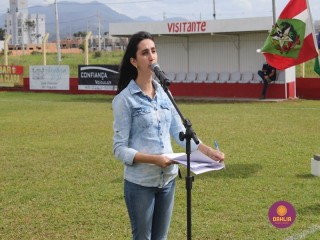 
<a style='margin-left: 5px;' class='btn btn-xs btn-social btn-facebook' href='https://www.facebook.com/sharer/sharer.php?u=https://ko-boladovale.web.getmuller.com.br/imgs/800-800-90/conteudo/fotos/1552/img1173.jpg' rel='popup' data-width='500' data-height='400'><i class='fa fa-facebook'></i>Compartilhar <span class='hidden-xs'>no Facebook</span>
</a> 
<a class='btn btn-default btn-xs' target='_blank' href='imgs/800-800-90/conteudo/fotos/1552/img1173.jpg'>
<span class='glyphicon glyphicon-cloud-download'></span> Salvar
</a> 
<span></span>